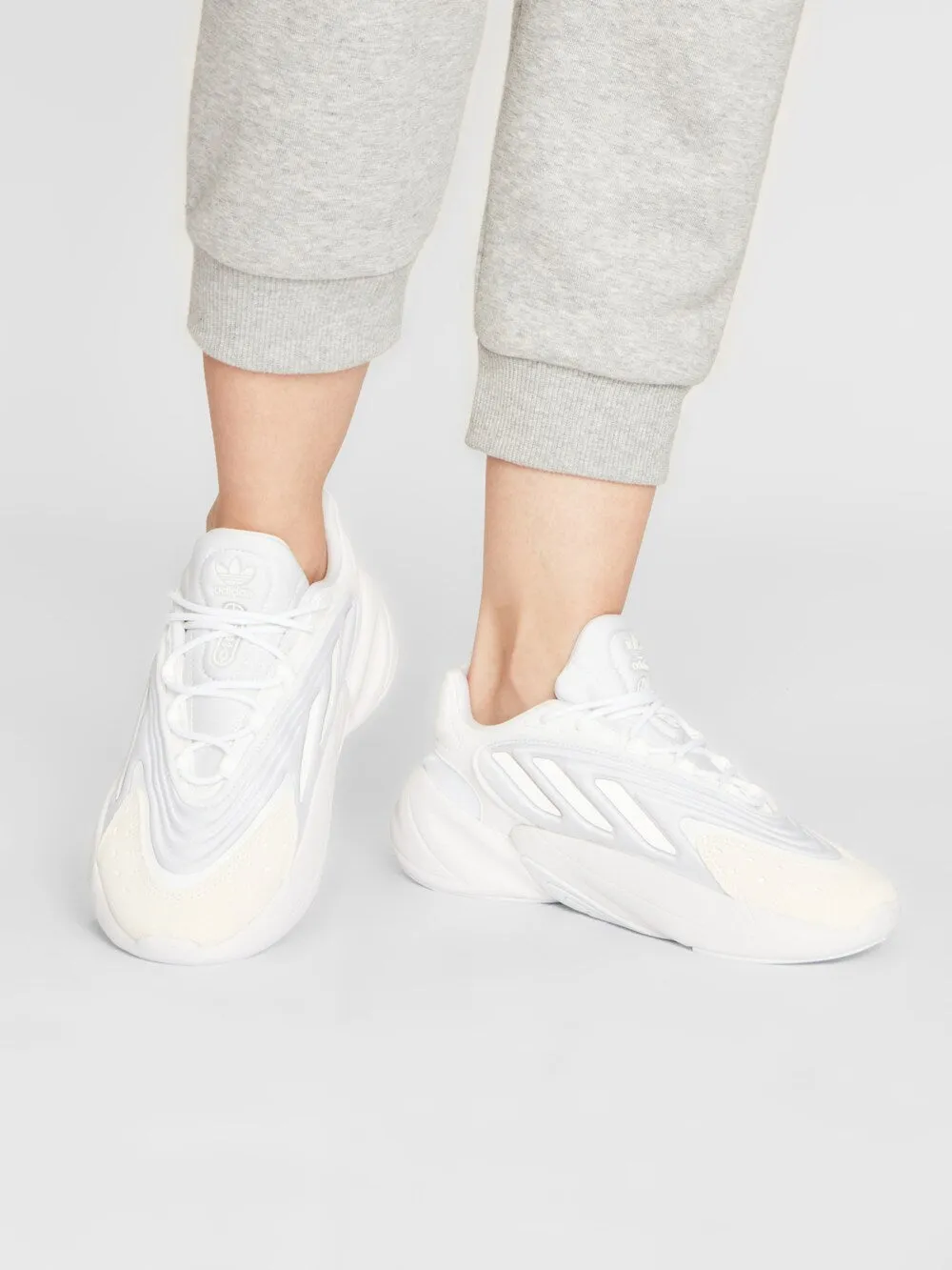 Adidas Ozelia sneakers, white