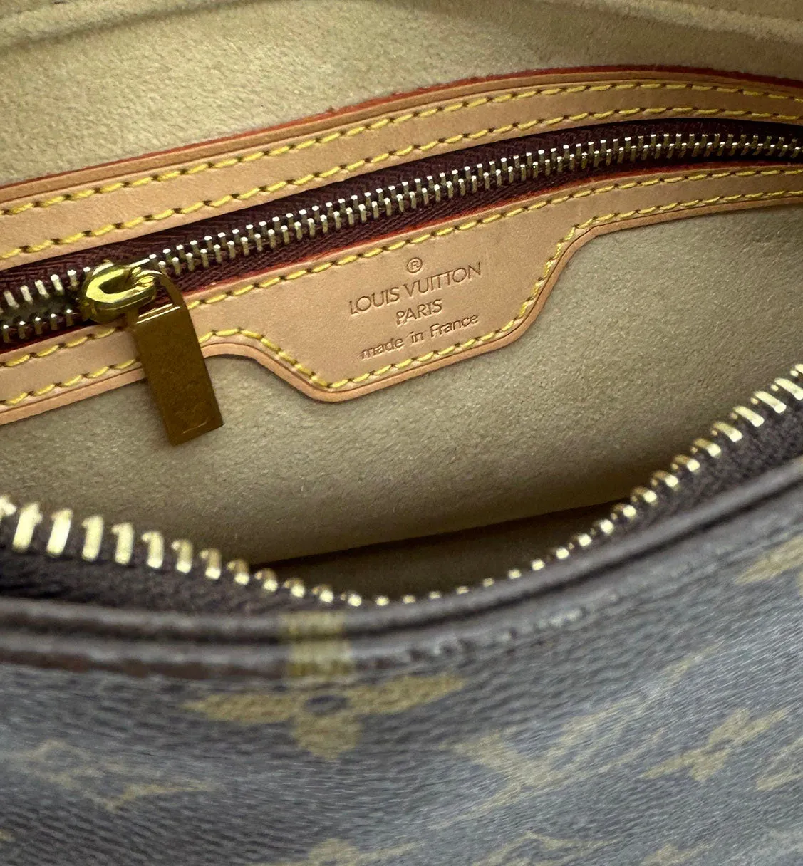 Louis Vuitton Monogram Canvas Looping MM