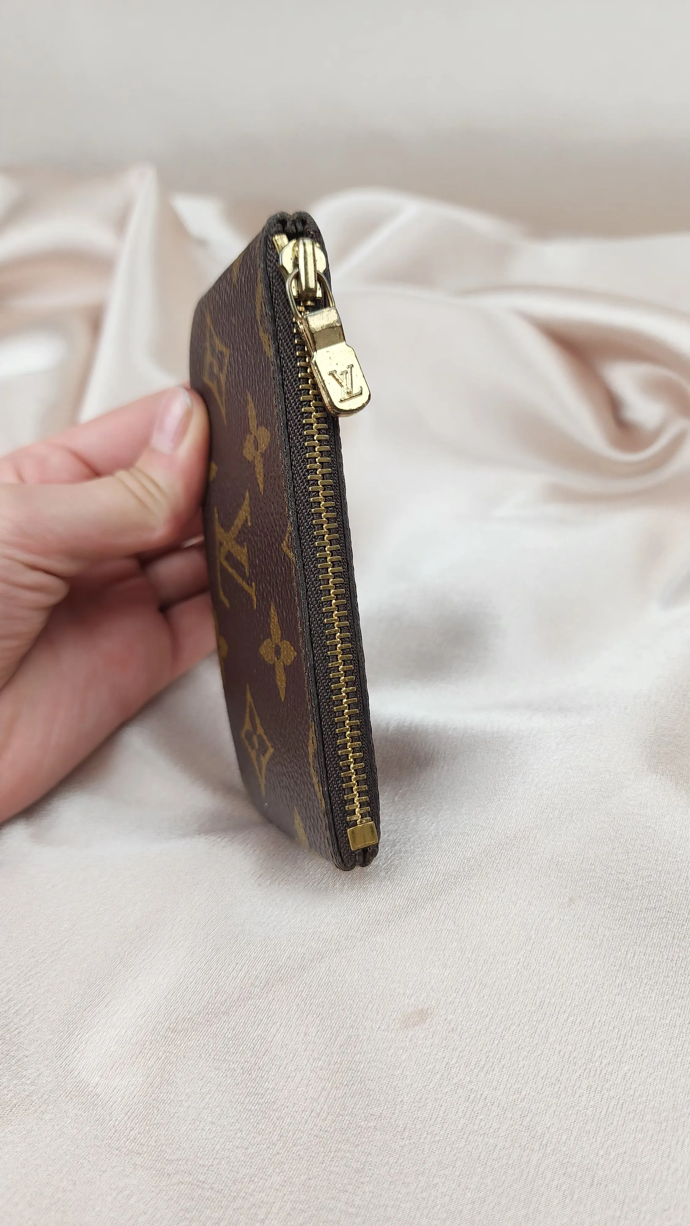 Louis Vuitton Monogram Pochette Cles Coin Purse - 1095