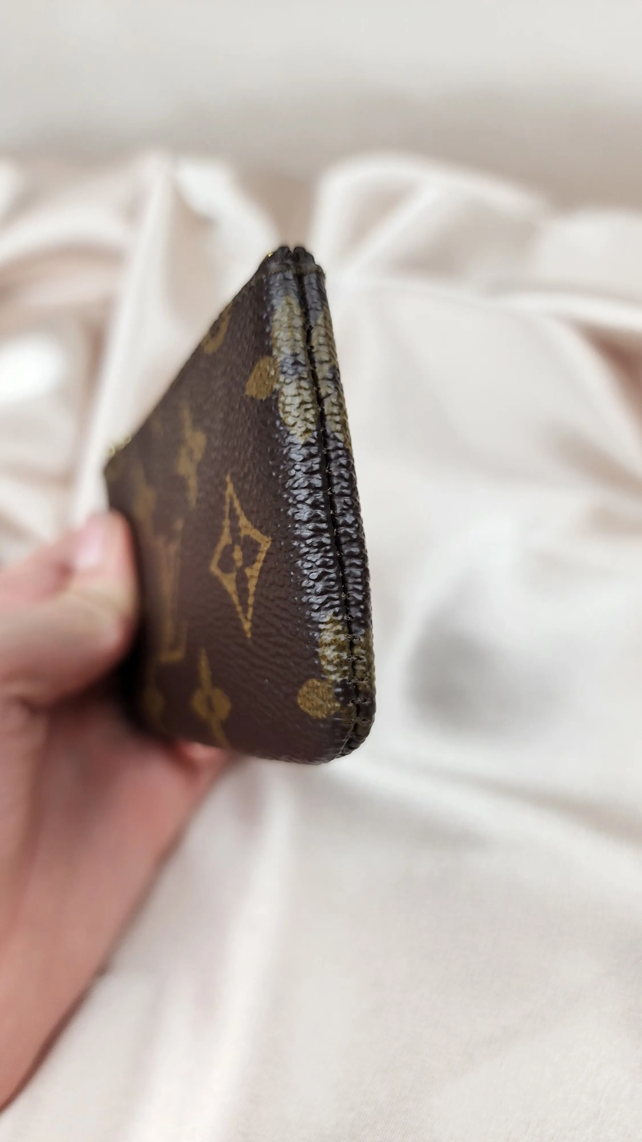 Louis Vuitton Monogram Pochette Cles Coin Purse - 1095