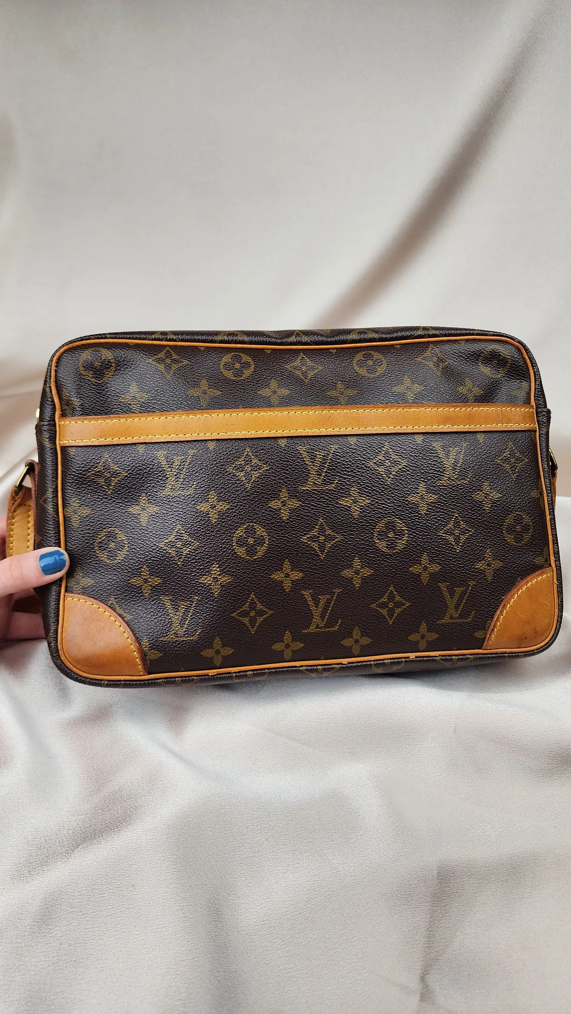 Louis Vuitton Monogram Trocadero 30 Crossbody Bag - 1146