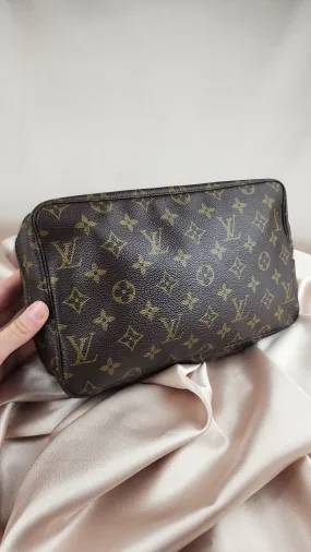 Louis Vuitton Monogram Trousse Toilette 28 - 1009