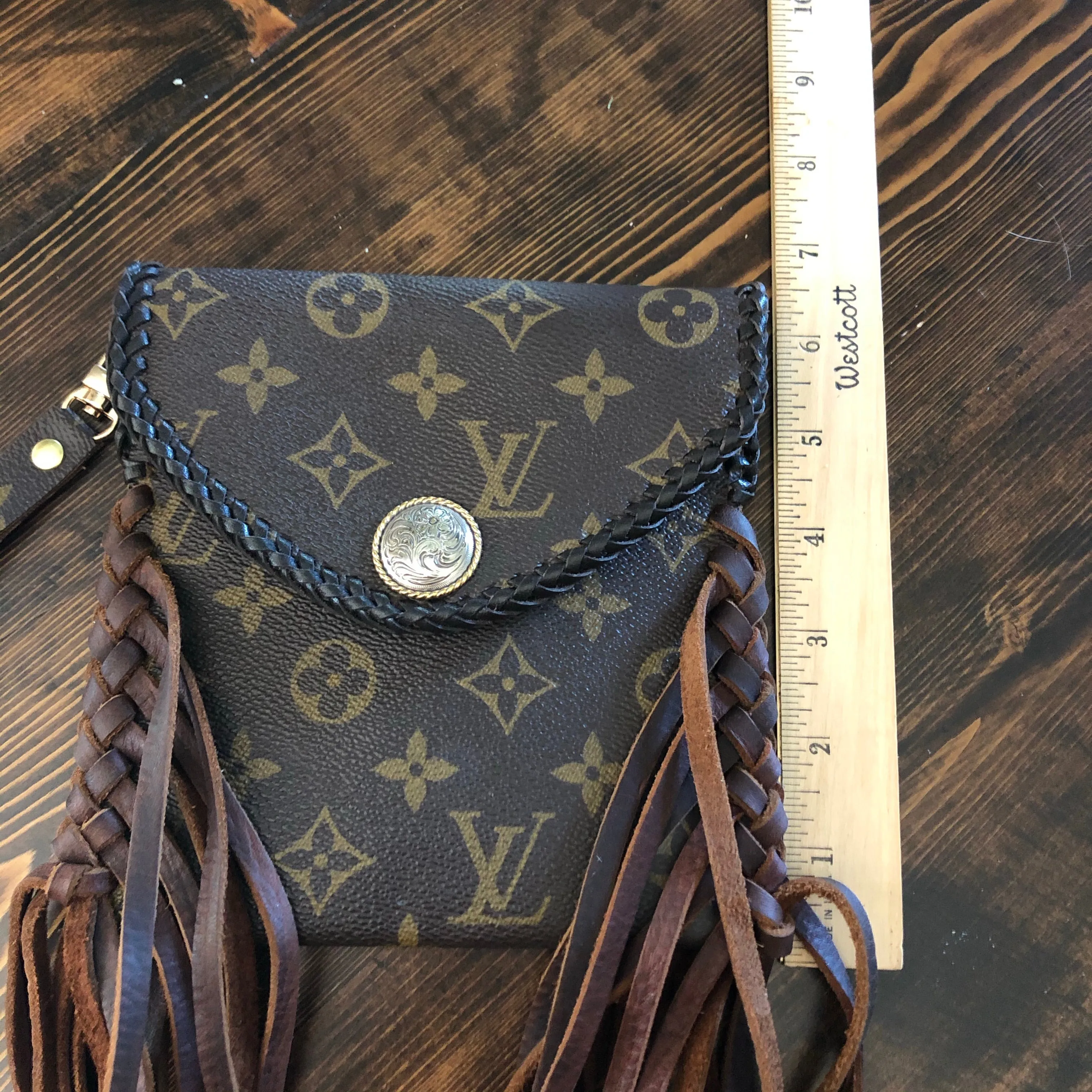 The Hawk - Vintage Clutch/Wristlet/Crossbody Bag