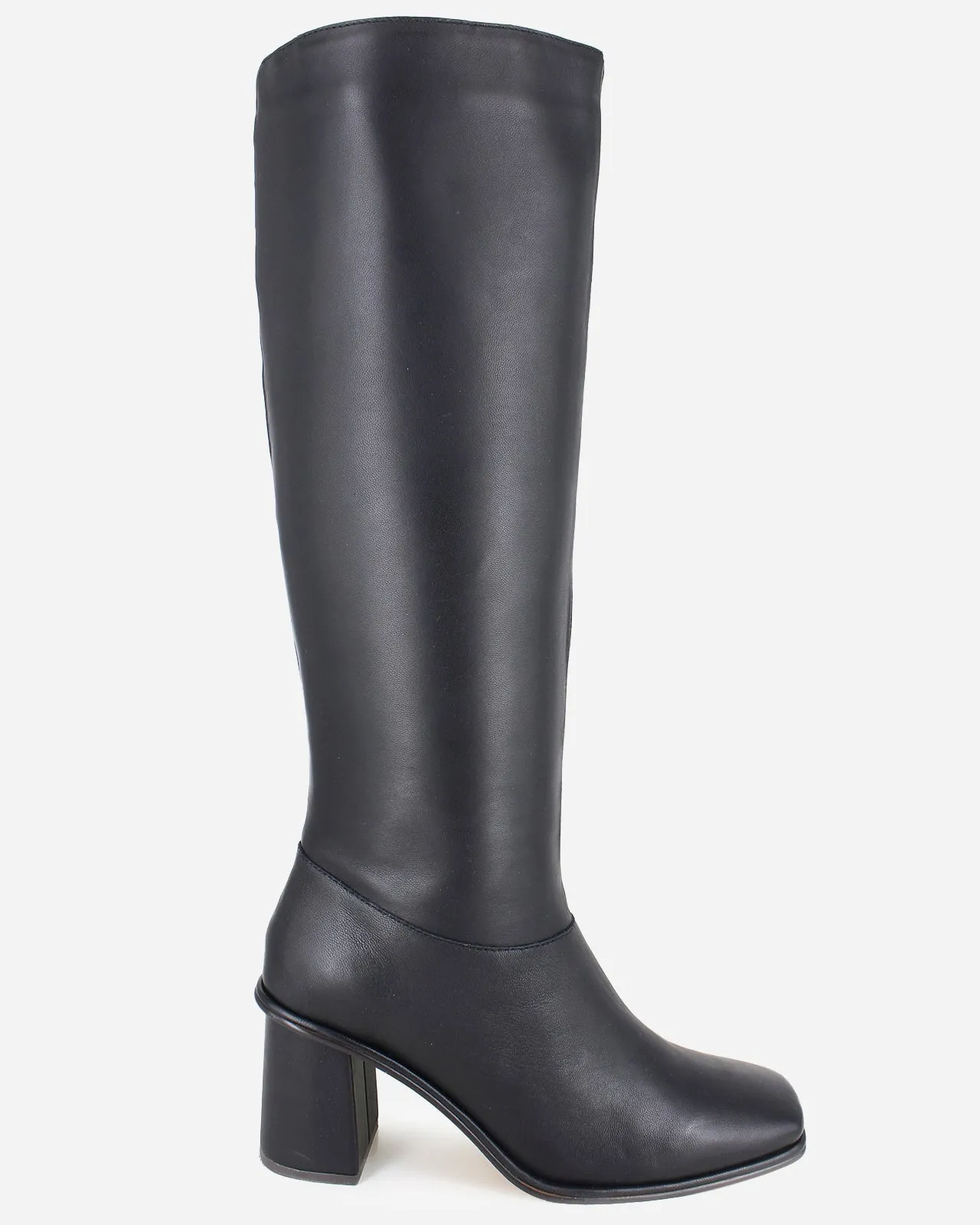 Vara Boot in Black